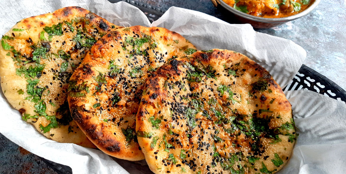 Qulcha — Amritsari kulcha blistered